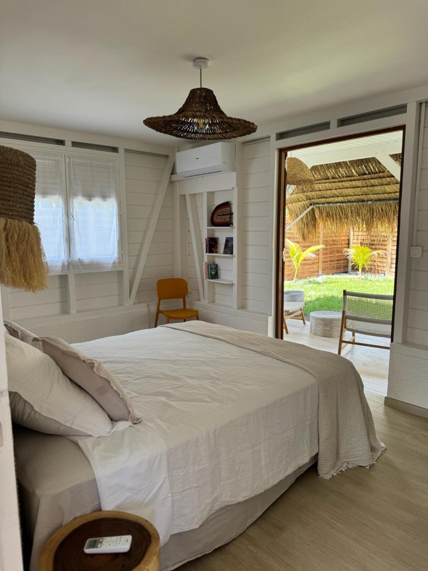 Les Cabanes Cosy A 2 Pas Du Lagon - Charme Et Confort Ле-Франсуа Экстерьер фото